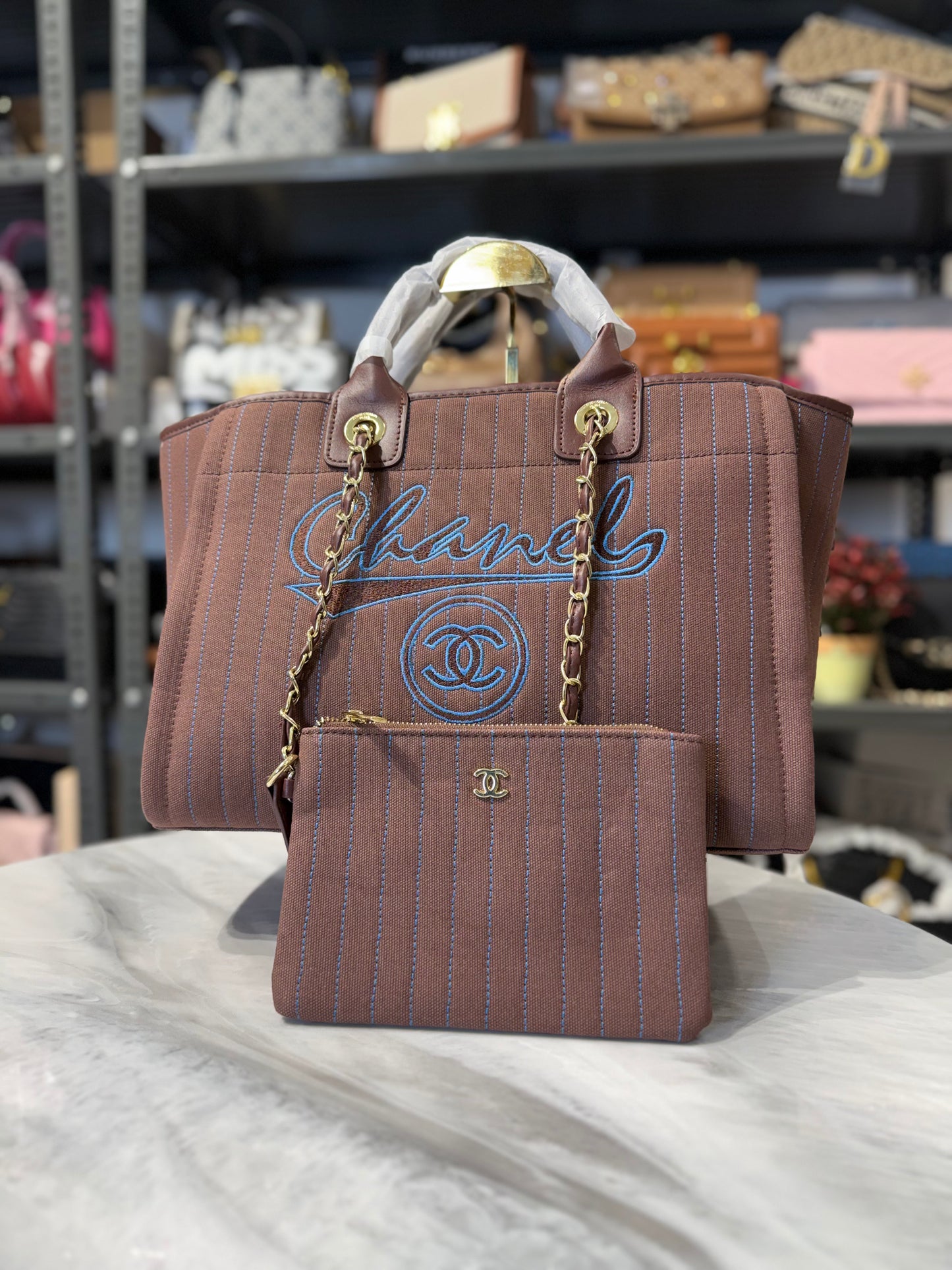 CHN Luxury TOTS Bag With Premium Quality