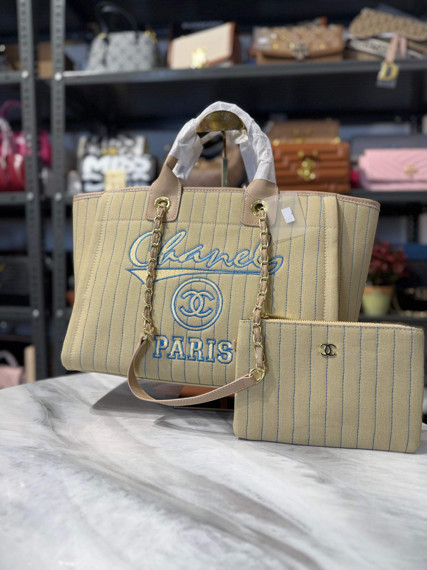 CHN Luxury TOTS Bag With Premium Quality