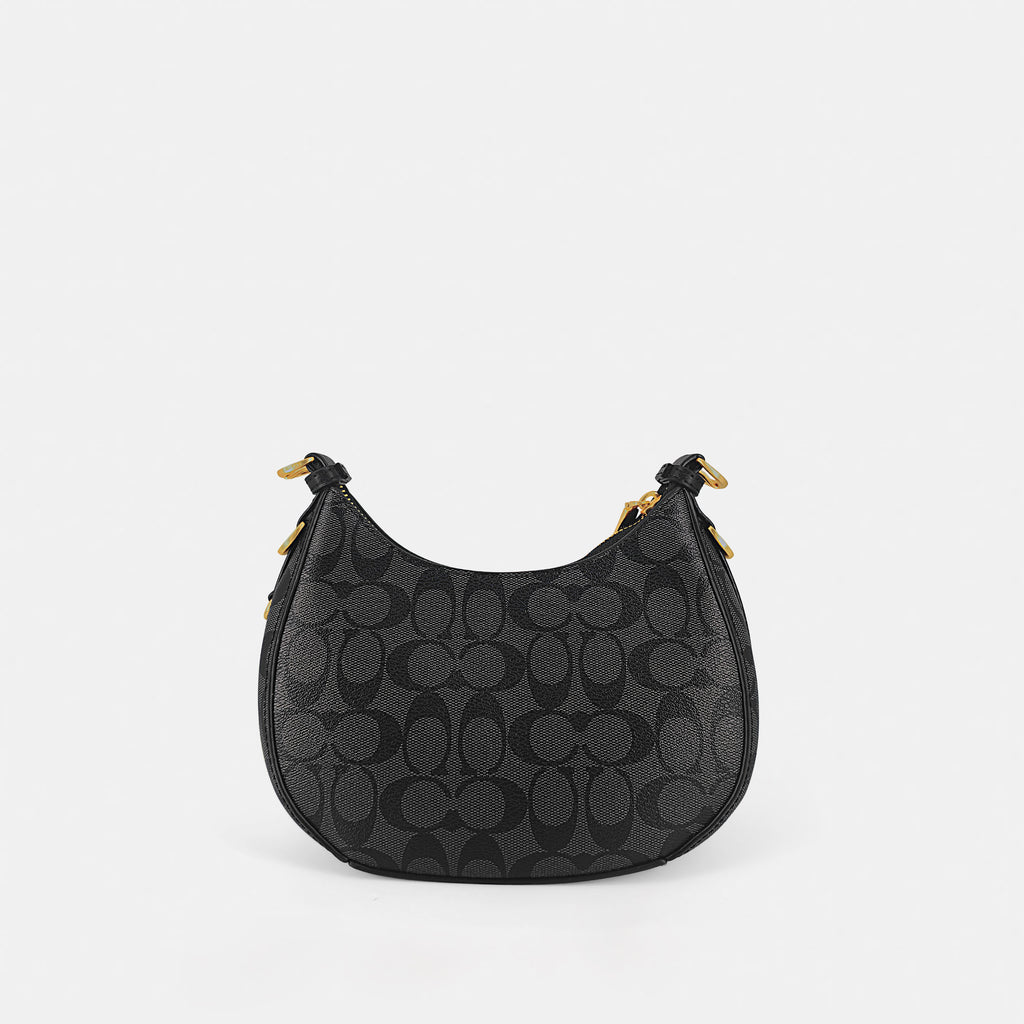 Classic Americana: Coach-Inspired Shoulderbag