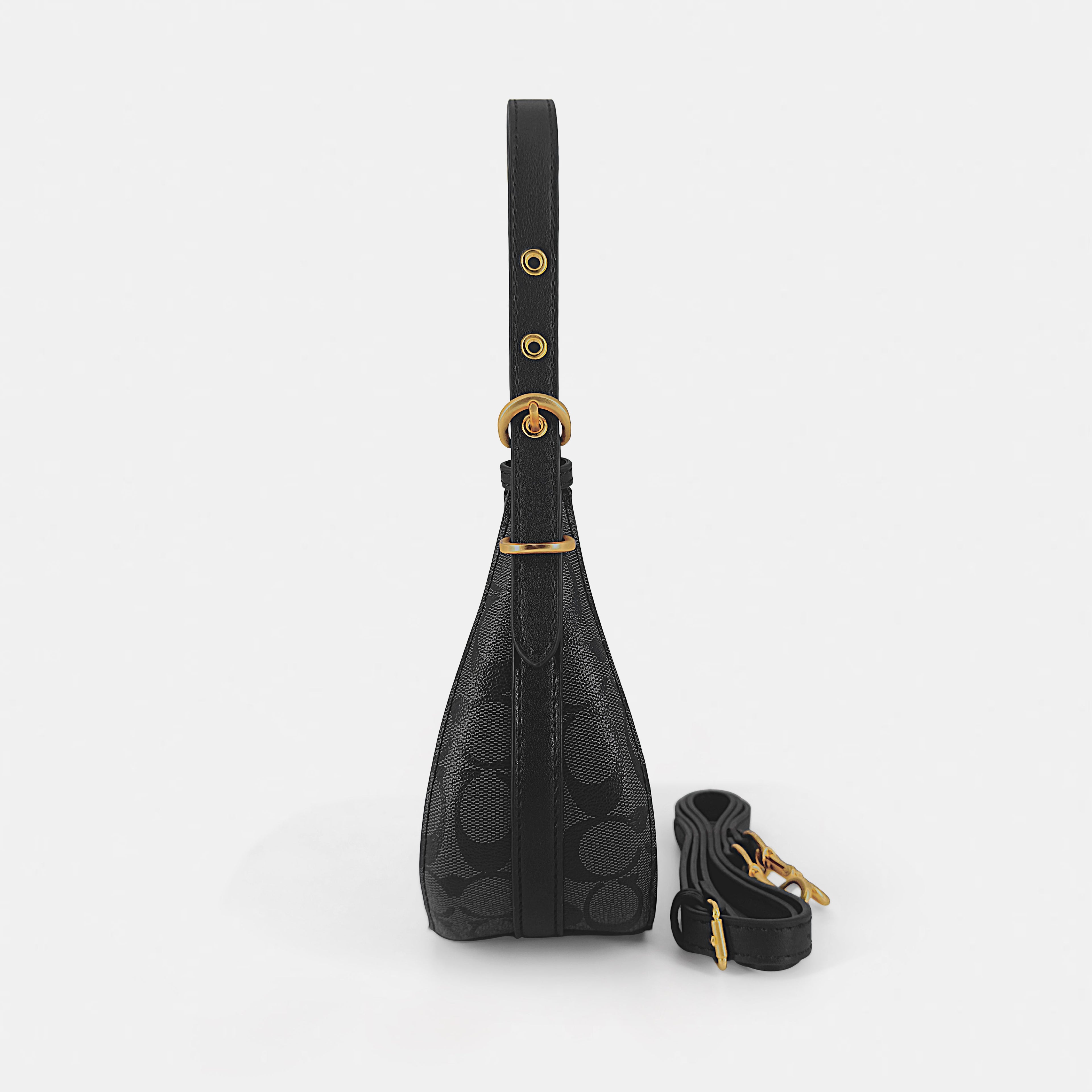 Classic Americana: Coach-Inspired Shoulderbag