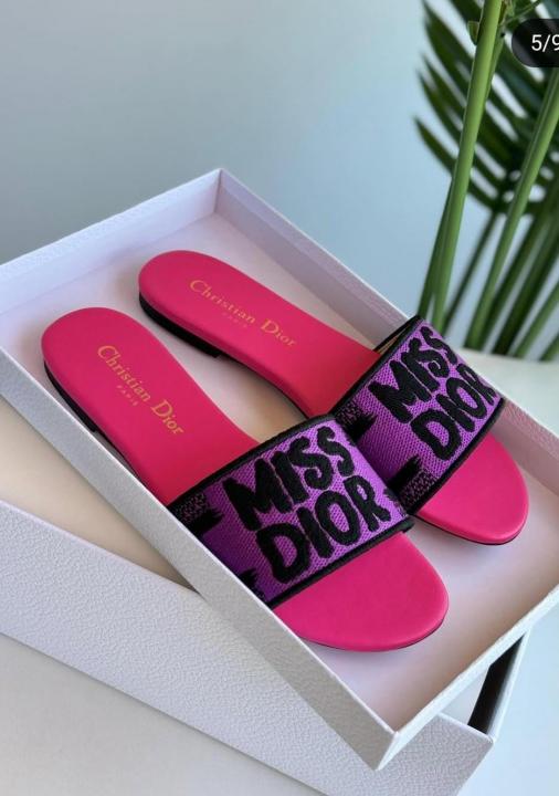 Miiss Diior Dway Flats With Original Box Carry Bag